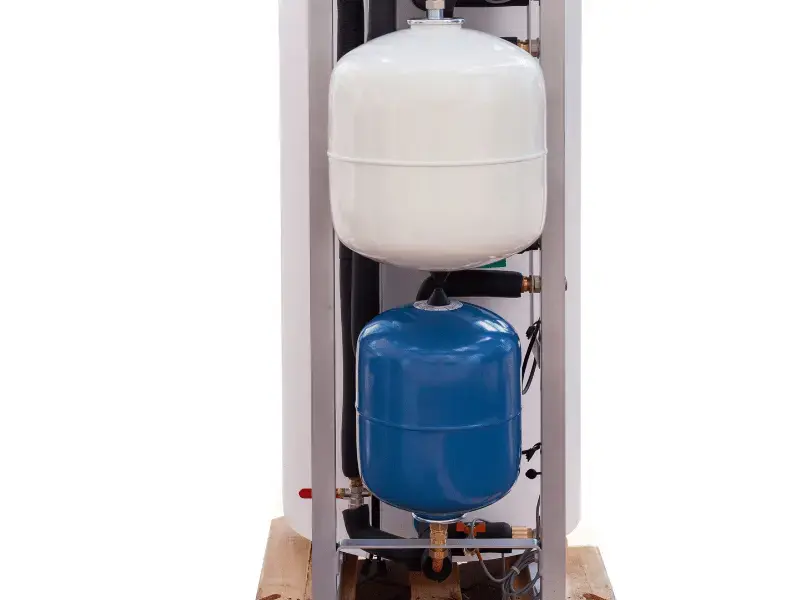 purpose of expansion tank on water heater